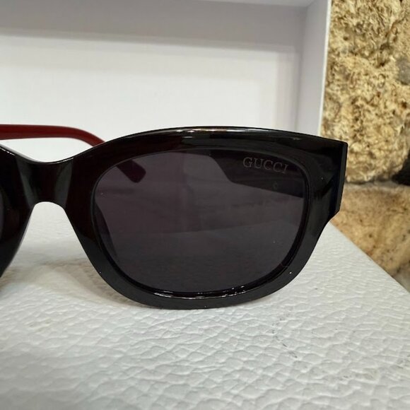 Gucci Black Square Sunglasses Gold GG Logo With Case